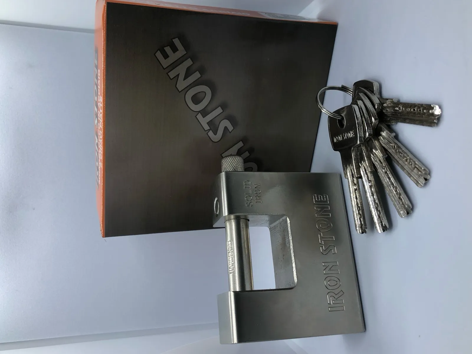 Cadenas Corazzato avec 5 Clés