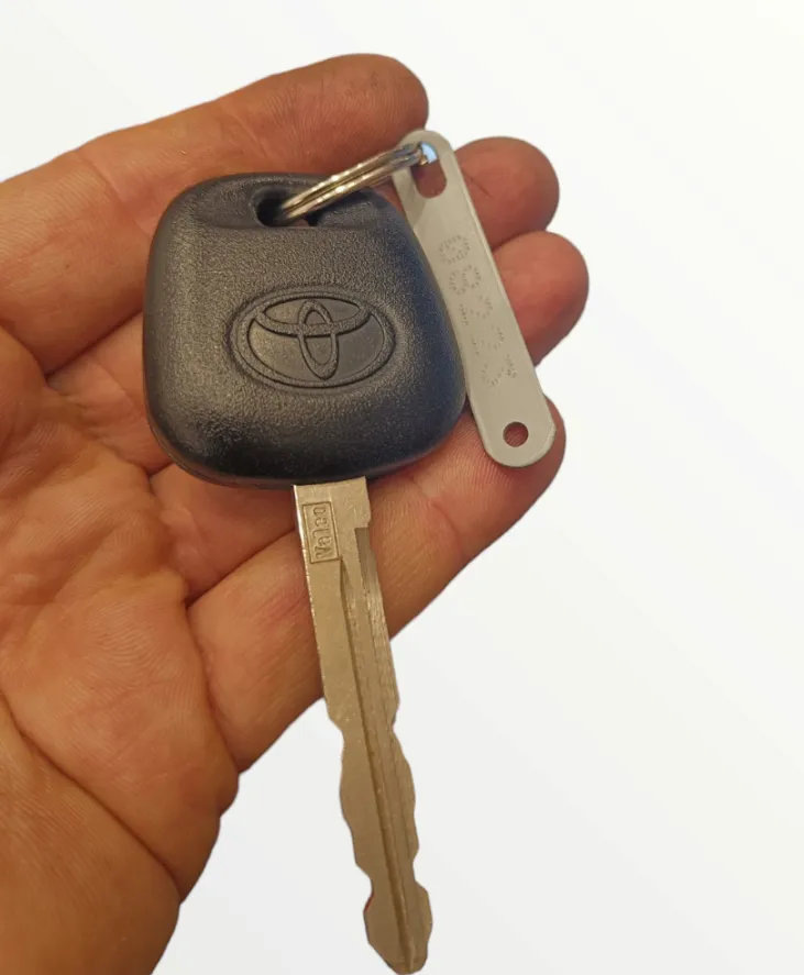 Taille de clé Toyota sur code