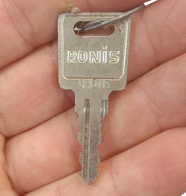Clé Ronis SH