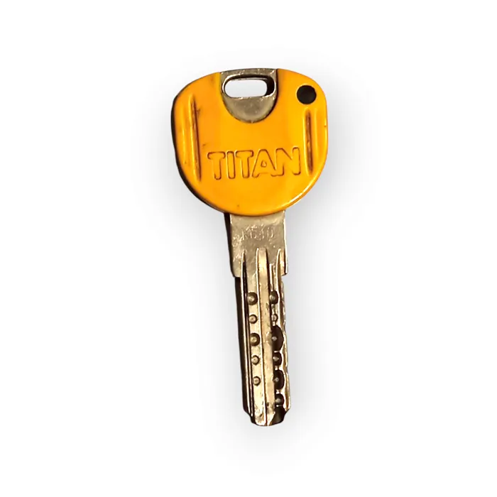 Copie de clé Titan K66 Gialla